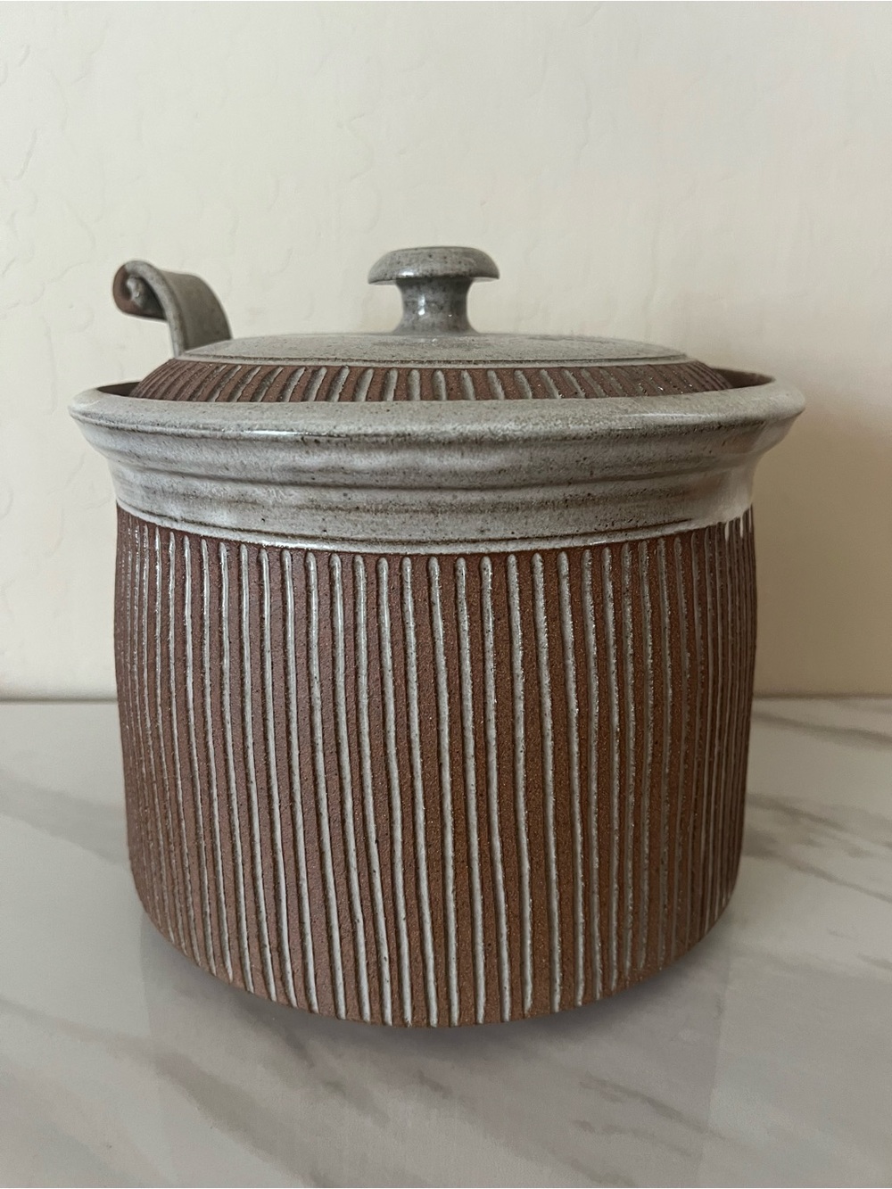 Vintage Stoneware Pottery Soup Tureen